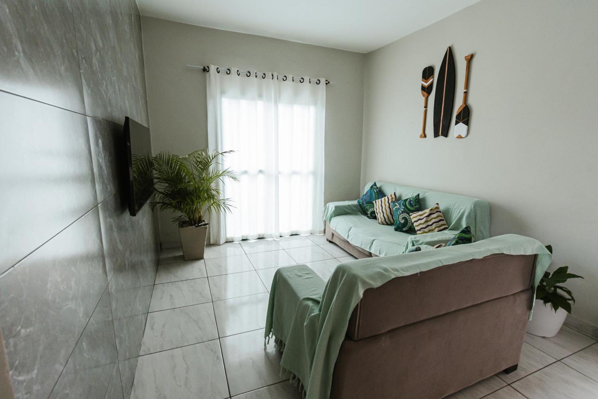 Otimo Sobrado Prox Da Grande Com Ar Condicionado * Ubatuba