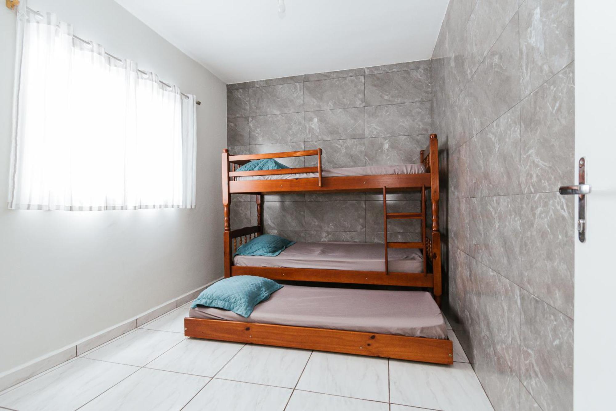 Otimo Sobrado Prox Da Grande Com Ar Condicionado Holiday home Ubatuba